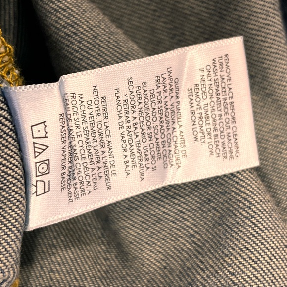 CAbi Dakota Denim Jacket w/ Detachable Lace Hem Small Stretch Jean Jacket - Picture 11 of 16